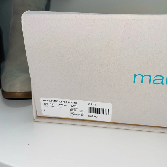 Maurices Addison Mid Ankle Block Heel Booties Taupe Gray 7 Women’s - Picture 13 of 14